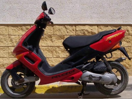 Nº 5  Peugeot 49 c.c. 